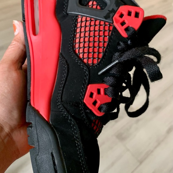 Air Jordan 4 Retro Size : 6.5  37.5 EUR. 23.5 CM - Picture 2 of 8